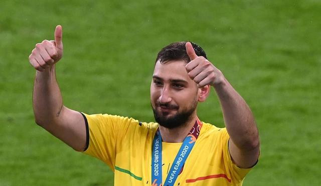 应之间默契 应之间默契