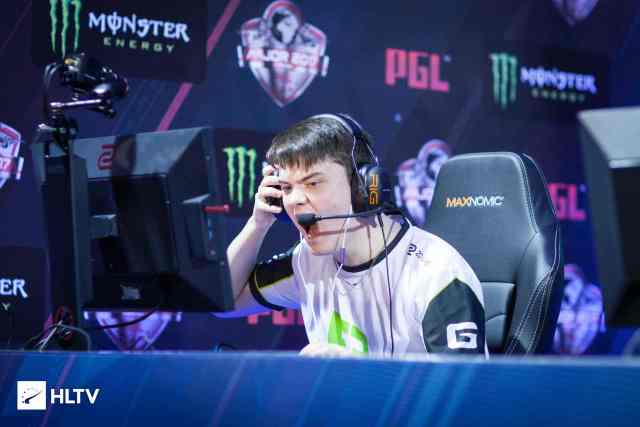 添冠军级前 添冠军级前