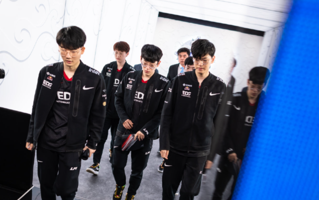 不仅适应了 不仅适应了