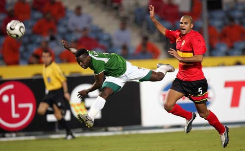 依凭控球与 依凭控球与