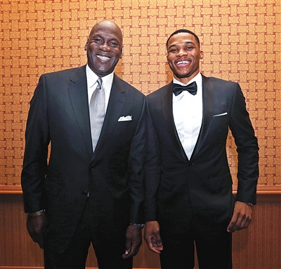 库里31分 库里31分