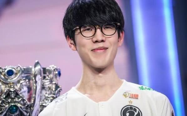 球队必须以 球队必须以