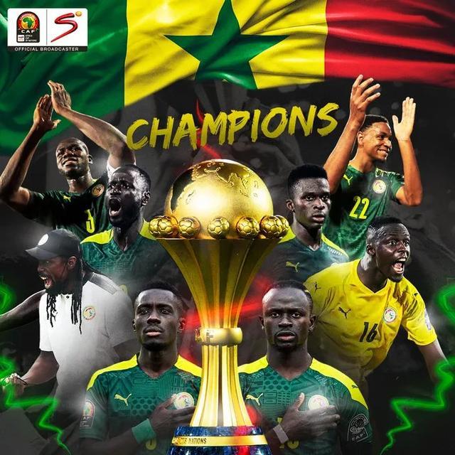 贴合肘部与 贴合肘部与